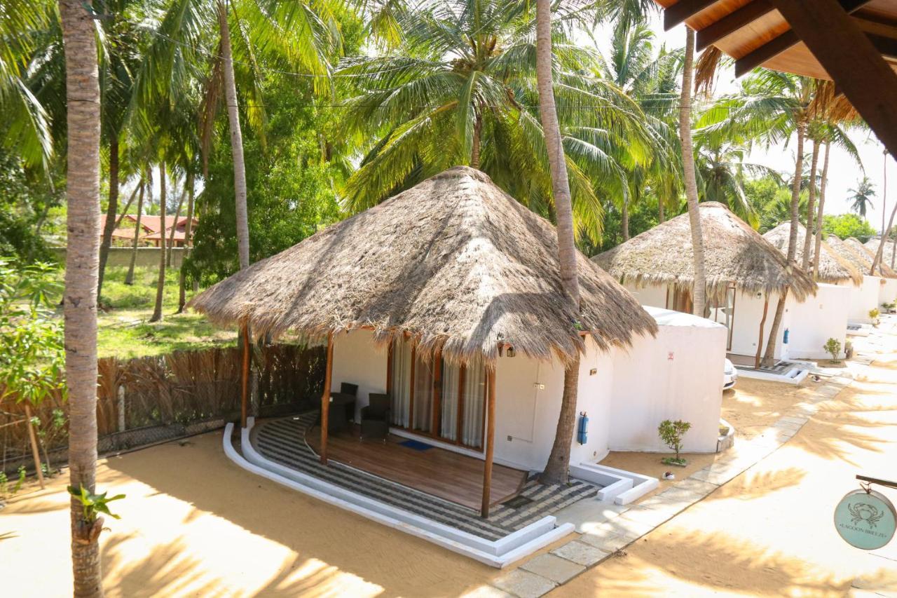 The Blue Lagoon Resort Kalpitiya Ngoại thất bức ảnh